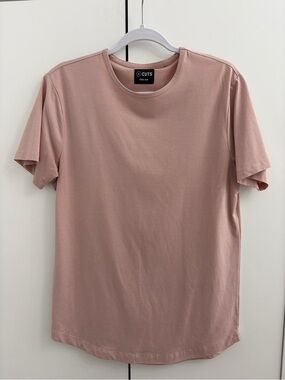 Cuts Clothing Men's Short-Sleeve Crewneck Tee in Dusty Rose